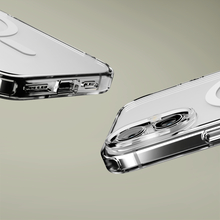 MagSafe® compatible transparent case with glossy finish