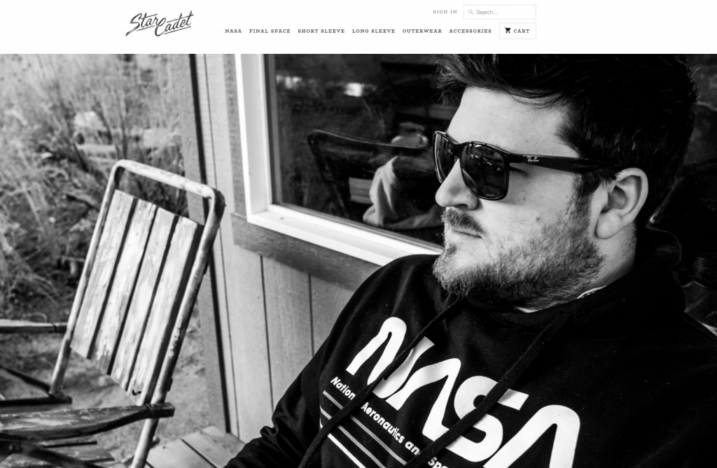 Great Example of eCommerce shop design that make money - Star Cadet