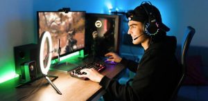 20 Ways to Make Money From Home - Streaming Games