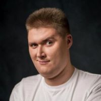 Roman Rossov About 32