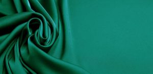 100% Cotton VS Polyester Blends: What Are the Benefits?