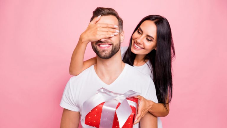 TOP 50+ Valentine’s Day Gift Ideas This February