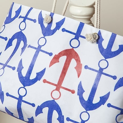 Make Your Own Personalized Beach Bags with Print on Demand