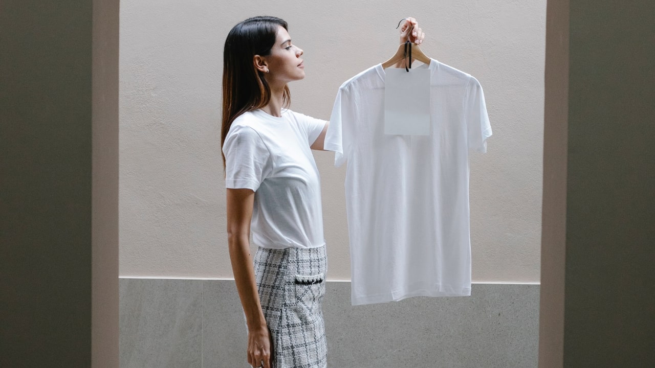 Organic Cotton T-Shirt Printing: Select and Design