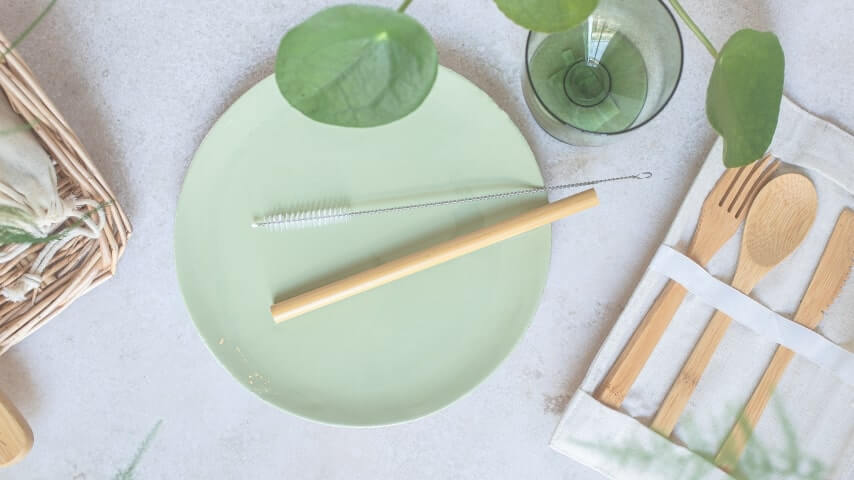 A set of zero-waste kitchen utensils representing the lifestyle niche.