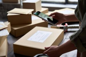 How to start a dropshipping business in 8 easy steps ([bp_year]) 2
