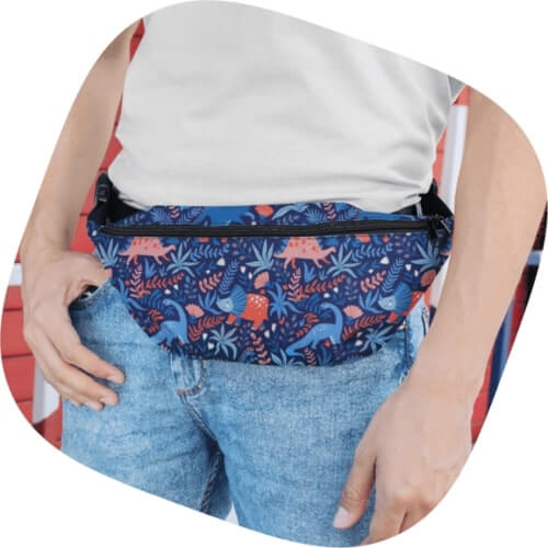 6 Reasons Why Fanny Packs Are the Best Bags Ever 54