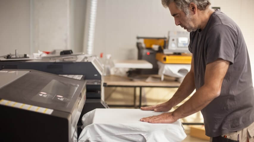Direct-to-garment printing: A quick guide ([bp_year]) 5