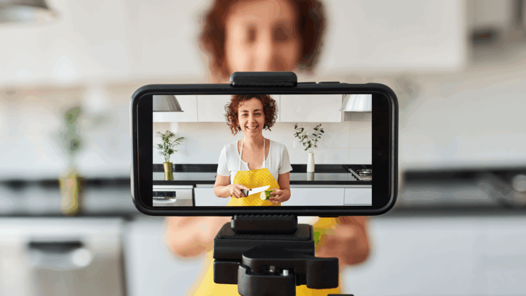 24 creative ways to make money in [bp_year] 4