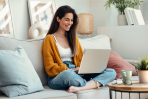 15 most successful Etsy shops: What wins them sales?