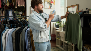 How to sell on Facebook Marketplace for beginners