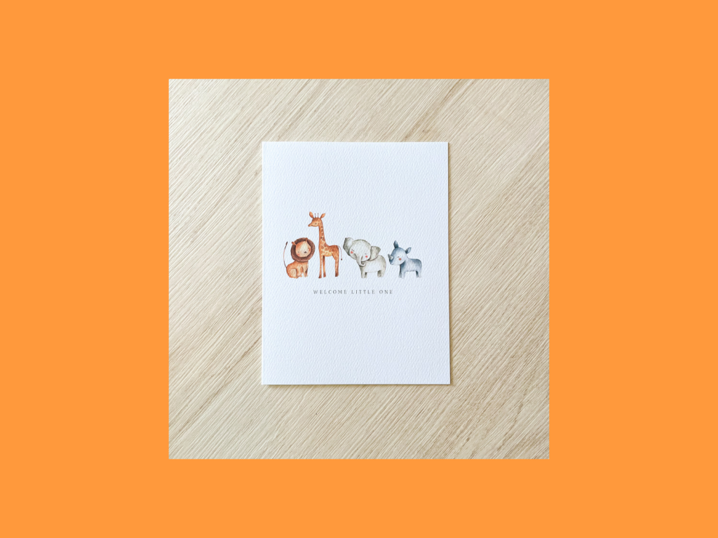 Cards with adorable baby animals A greeting card with animals painted on it.